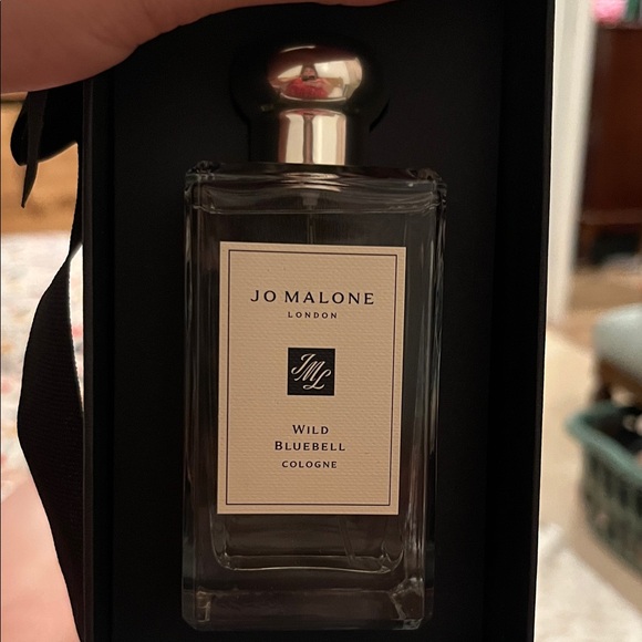 Jo Malone Wild Bluebell Cologne with Silver Cap brand new - Picture 4 of 7